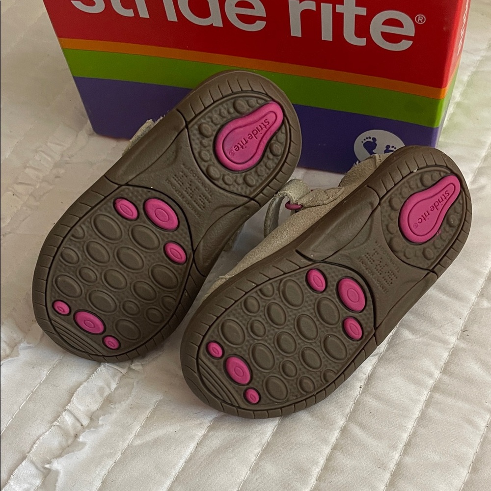 Stride Rite Pink and Gold Kids Dress Shoes - Picture 2 of 3